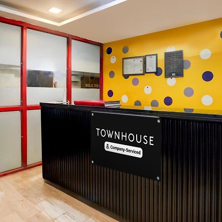 Townhouse Rohini Sector 24 Hotel Delhi  Exterior photo