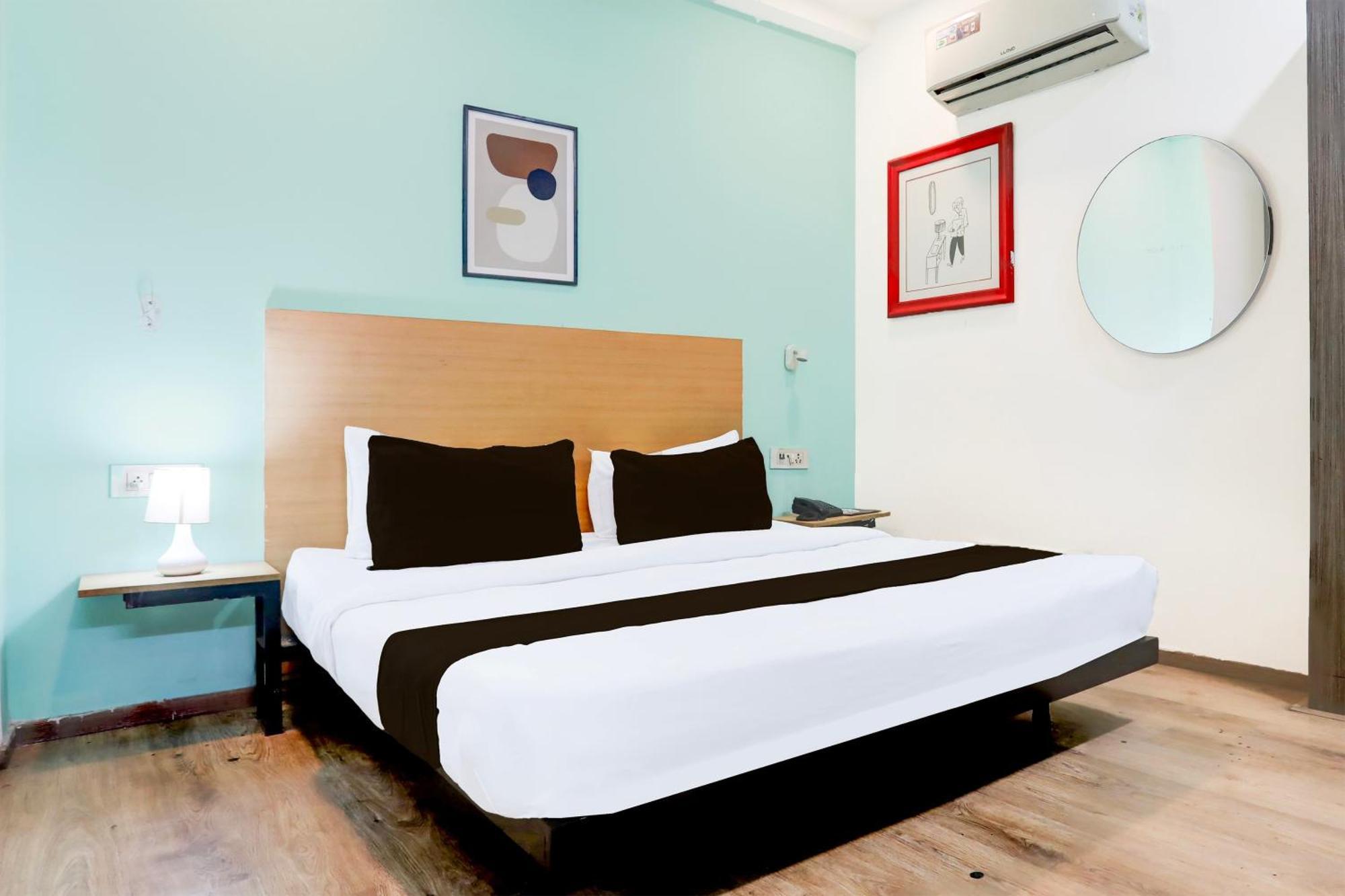 Townhouse Rohini Sector 24 Hotel Delhi  Exterior photo
