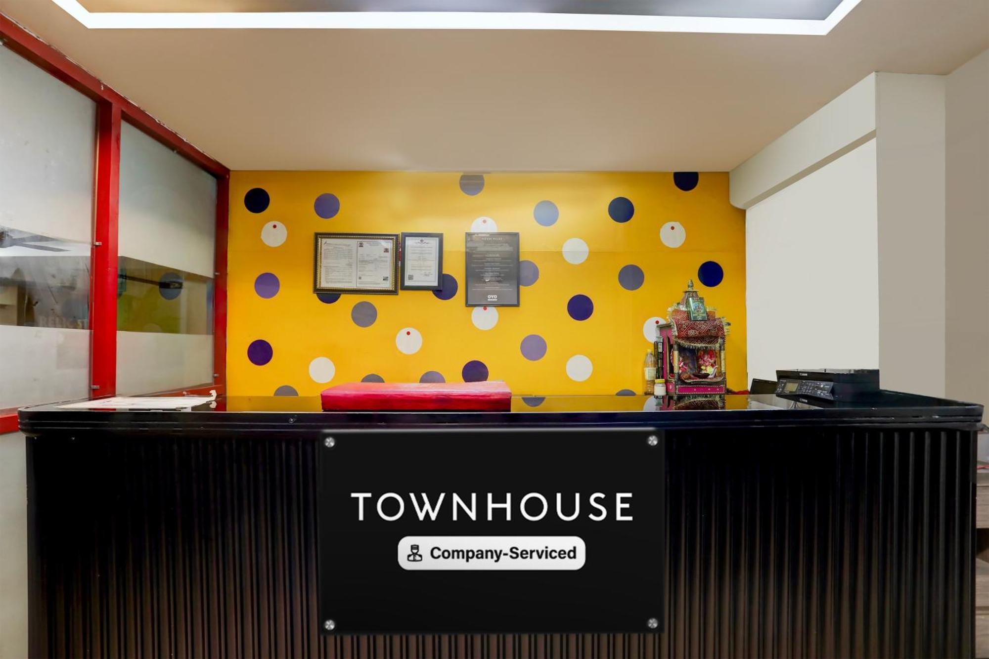 Townhouse Rohini Sector 24 Hotel Delhi  Exterior photo
