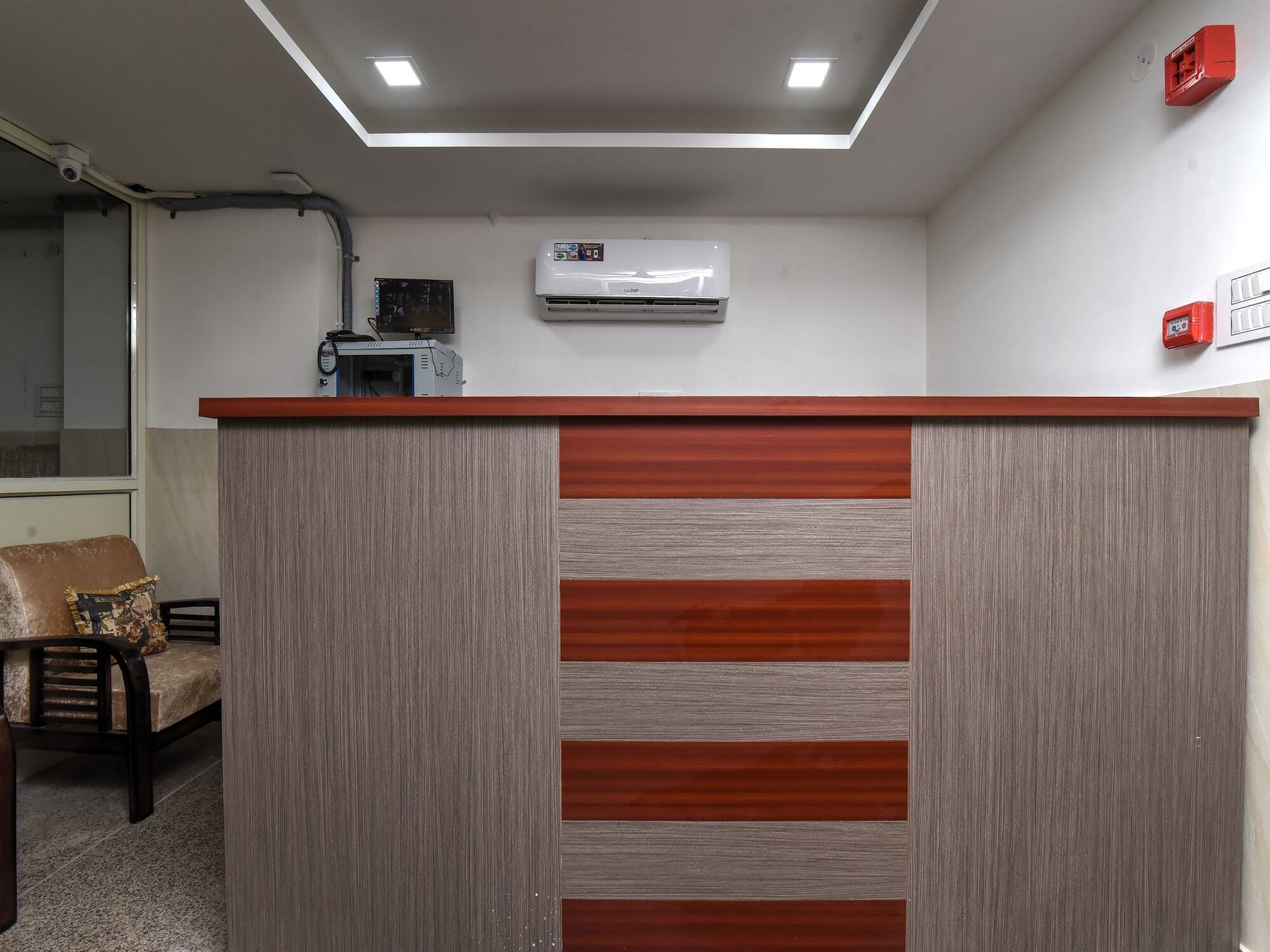 Townhouse Rohini Sector 24 Hotel Delhi  Exterior photo